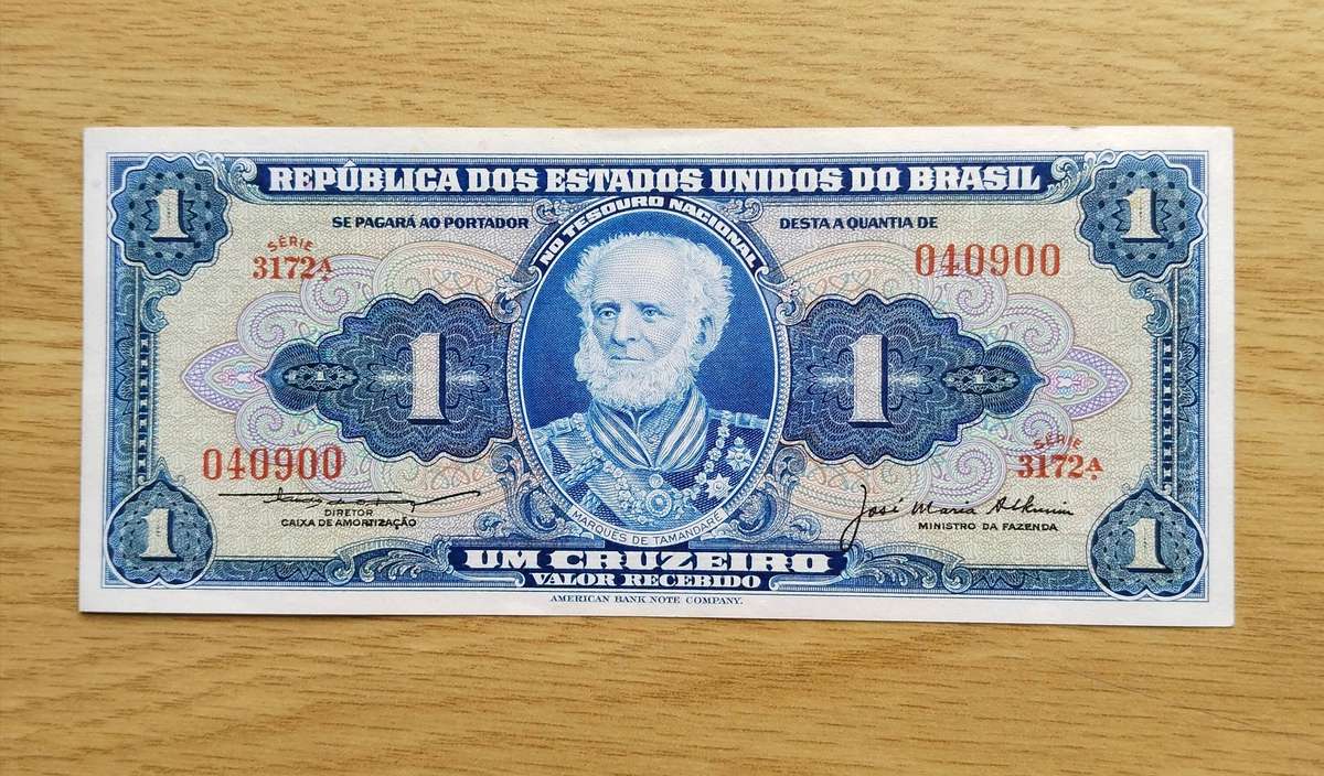 Brazil 1 Cruzeiro Bank Note. Excellent Condition.