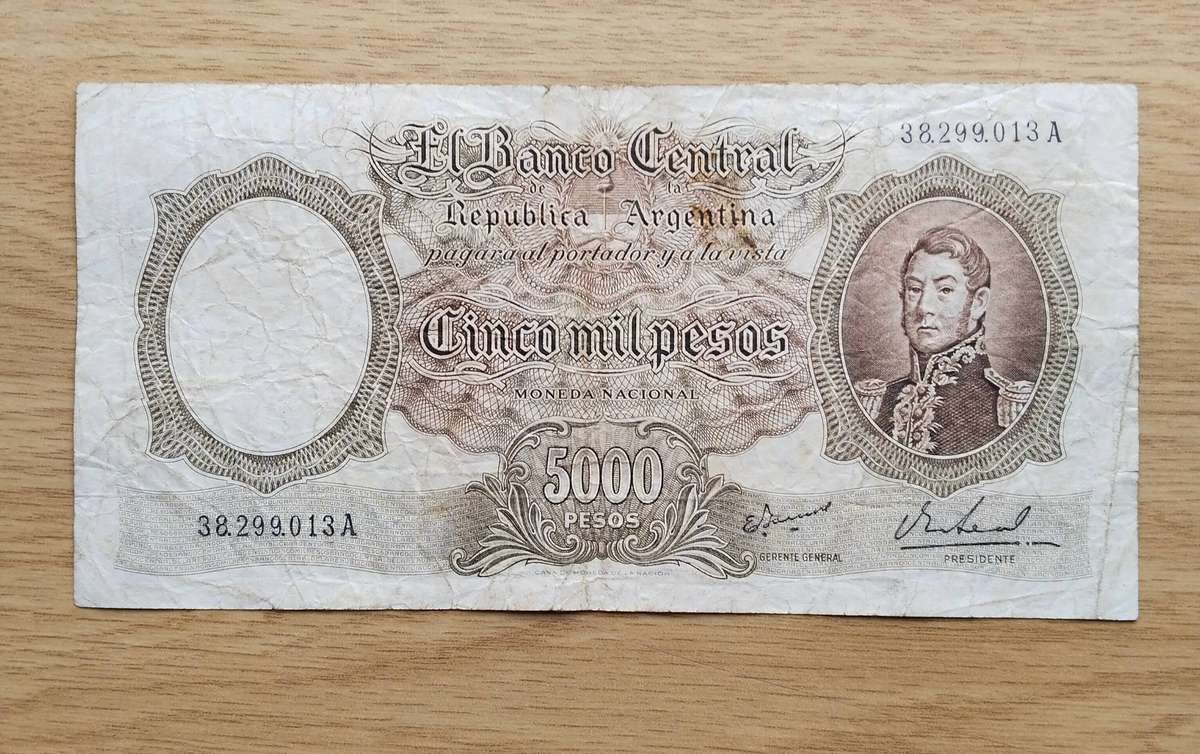 Argentina 1968 Old 5000 Pesos Bank Note.