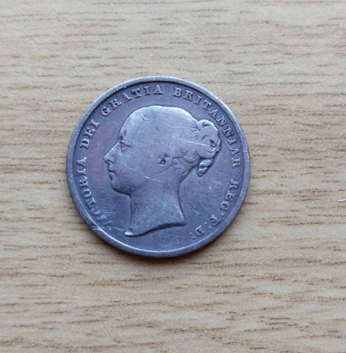 Great Britain Queen Victoria 1945 Sterling Silver Shilling. 5.66 Grams.