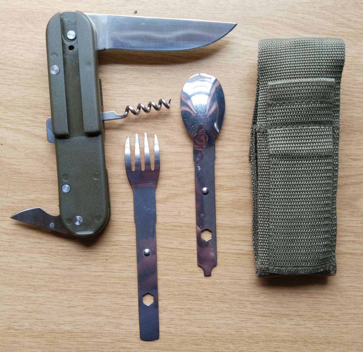 SANDF Military Folding Knife And Fork Set. Great Condition.