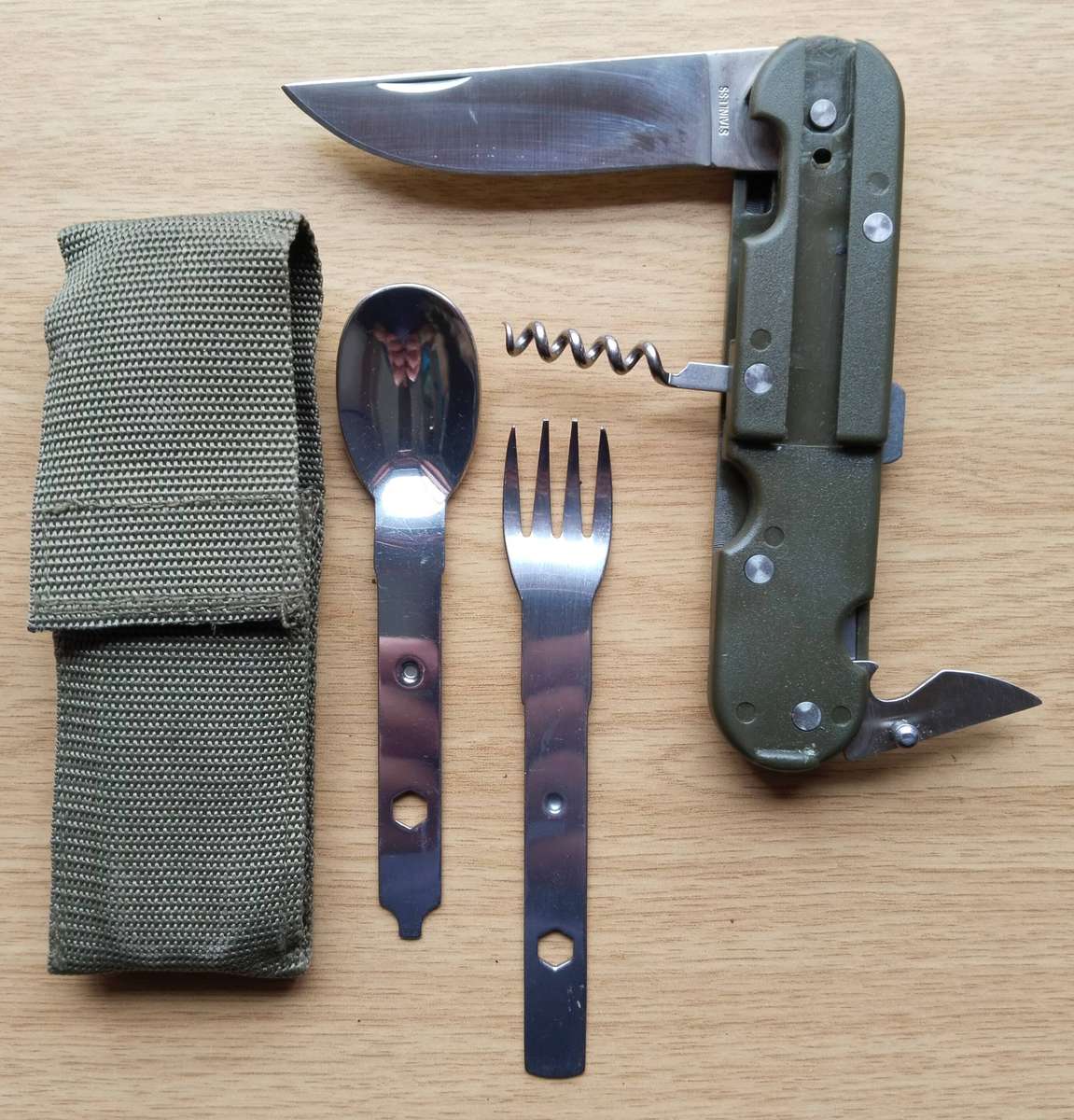 SANDF Military Folding Knife And Fork Set. Great Condition.