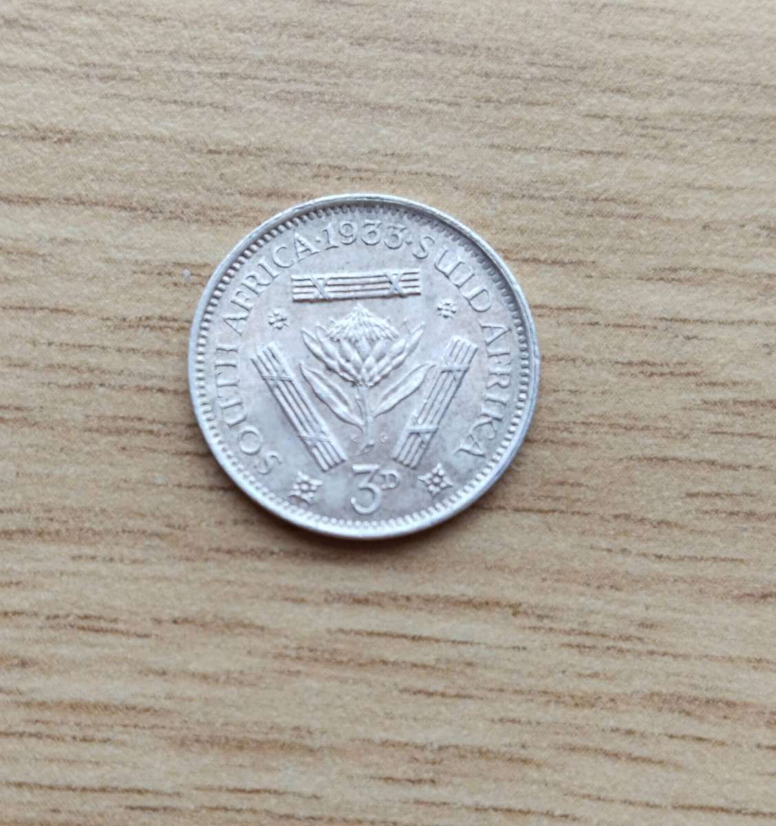 South Africa 1933 Silver Threepence.