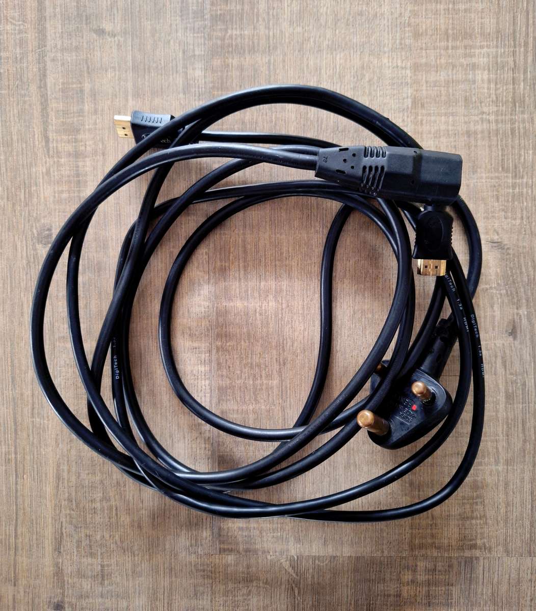 Playstation 3 Phat 80GB Console + 1 Original Controller (PS3)