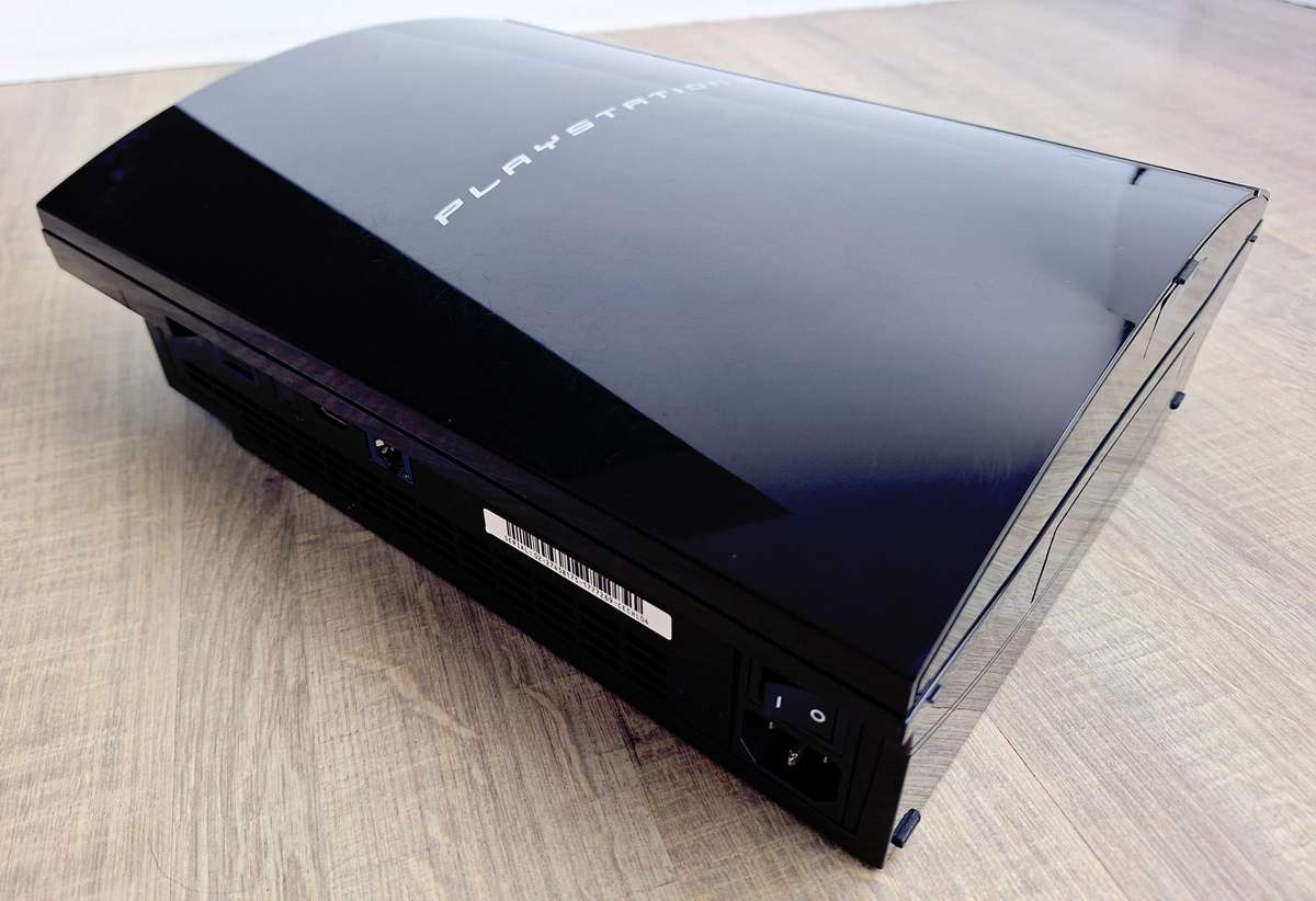 Playstation 3 Phat 80GB Console + 1 Original Controller (PS3)