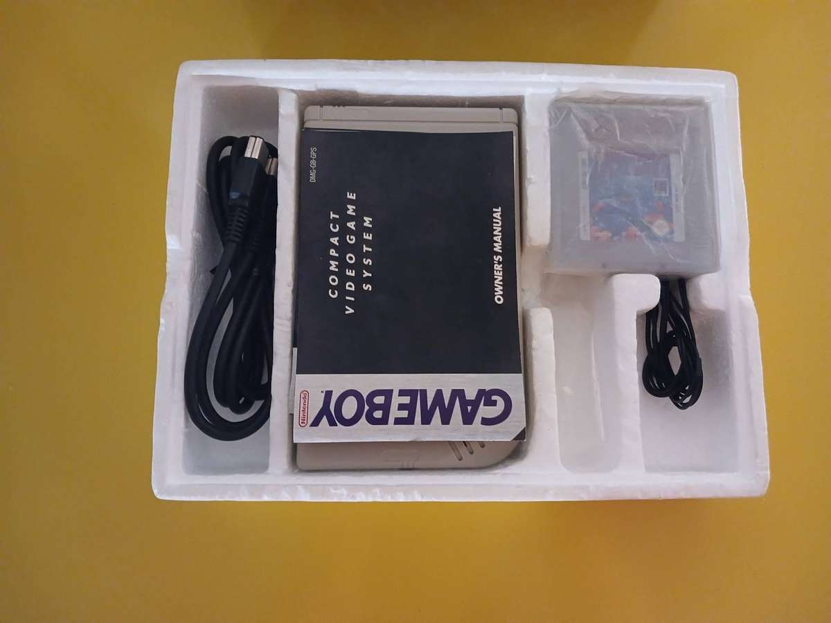 Nintendo Gameboy - Original boxed with original Mario Land boxed