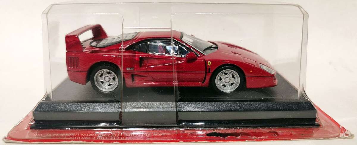 **NEW/Sealed** 1/43 Altaya/Hachette Ferrari F40