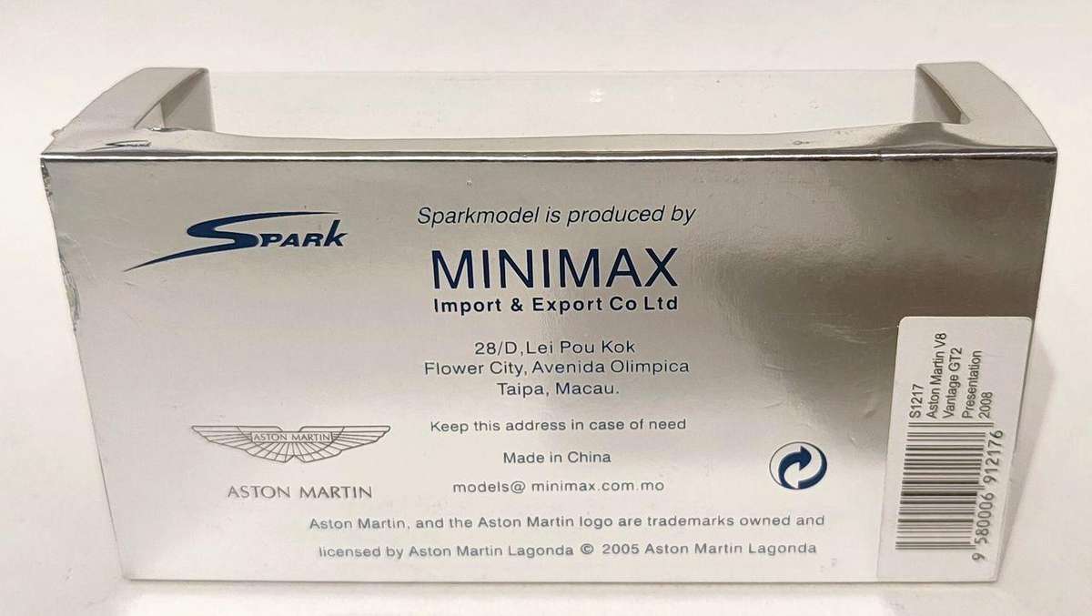 *PRE-LOVED* 1/43 Spark Aston Martin V8 Vantage GT2 Presentation 2008 (S1217) - Left Mirror Missing