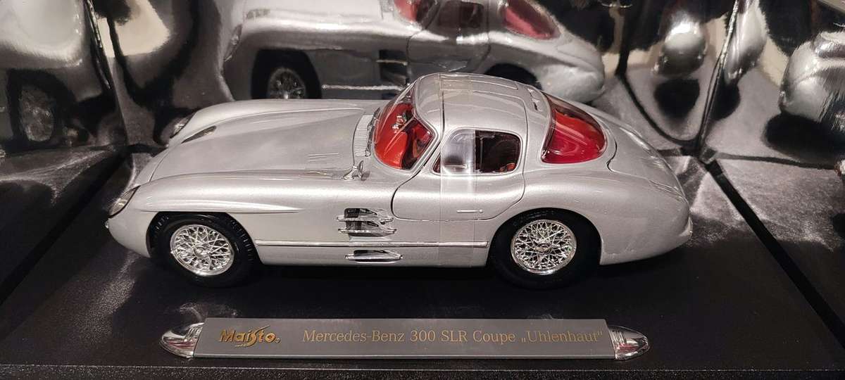 **VINTAGE/BOXED/MINT MODEL** 1/18 Maisto Mercedes-Benz 300 SLR Coupe 'Uhlenhaut' (36898)