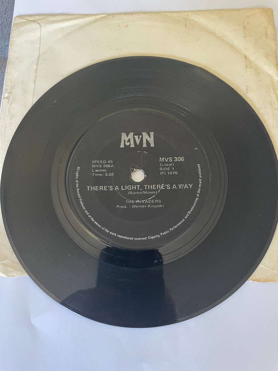 The Invaders 7 Inch Single-There's a light, there's a way/Astral II