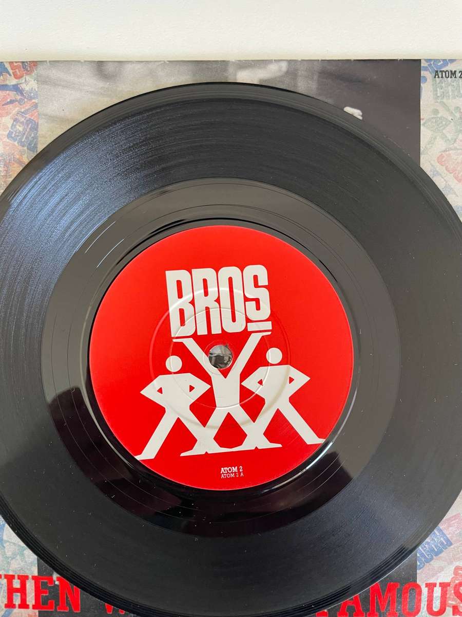 Bros 7 inch single-When will i be famous/Love to hate you