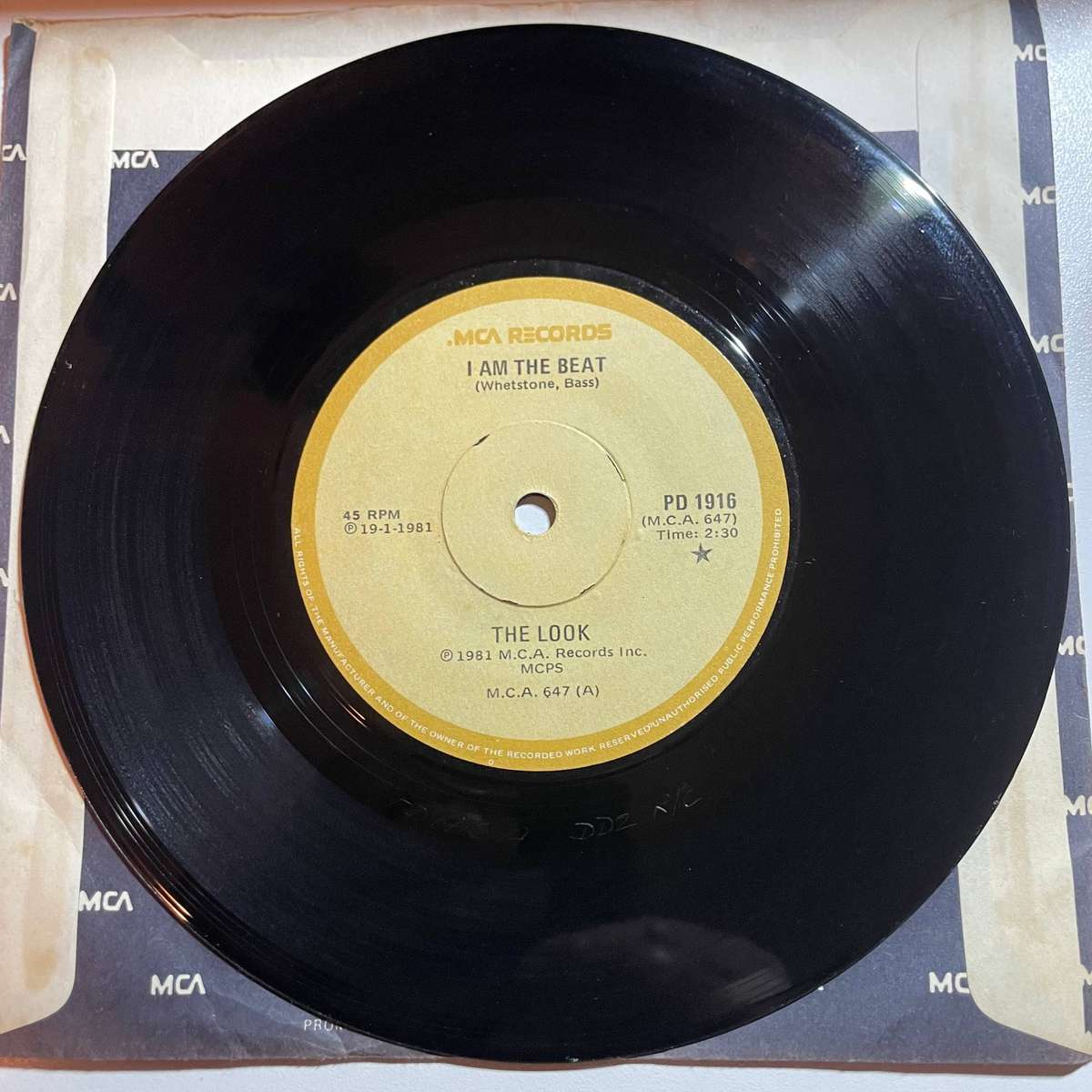 The Look-7 inch single-I am the beat/You do those things to me