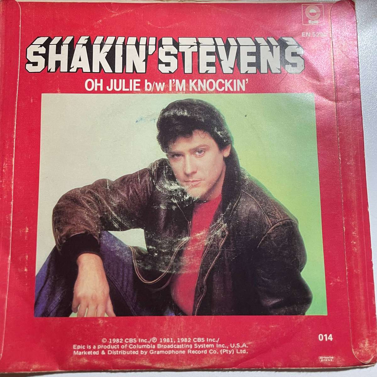 Shakin' Stevens-7 inch single-Oh Julie/I'm Knockin
