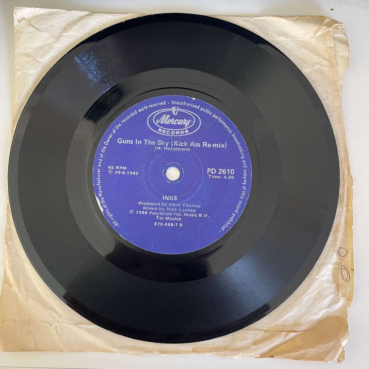 INXS-7 Inch Single- NEVER TEAR US APART/GUNS IN THE SKY(KICK ASS RE-MIX)