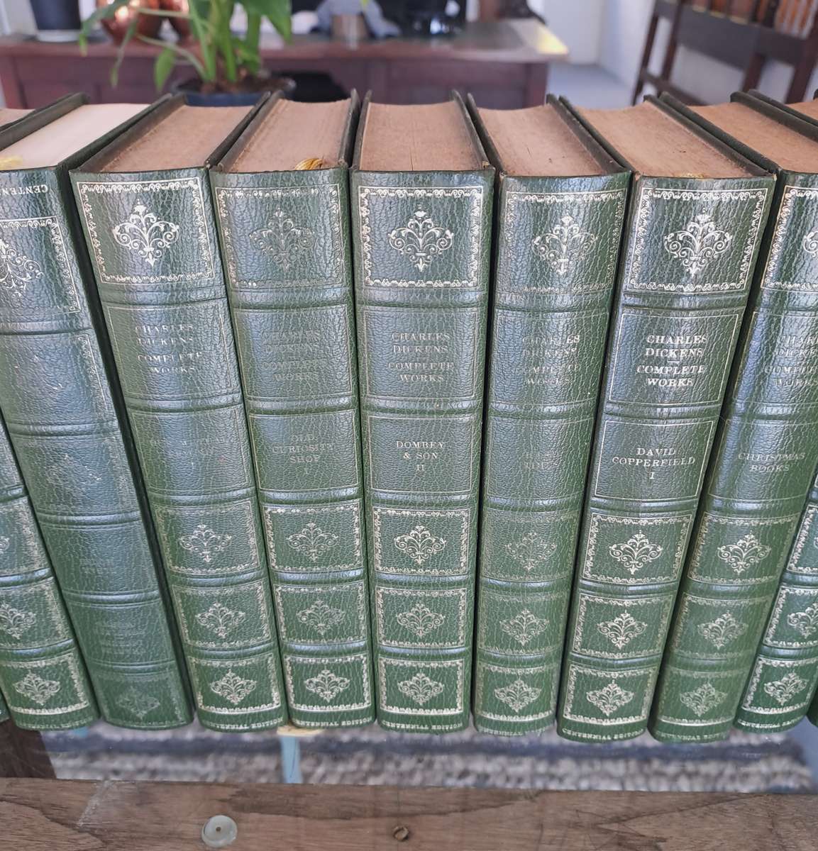 Complete 34 Book Works of Charles Dickens