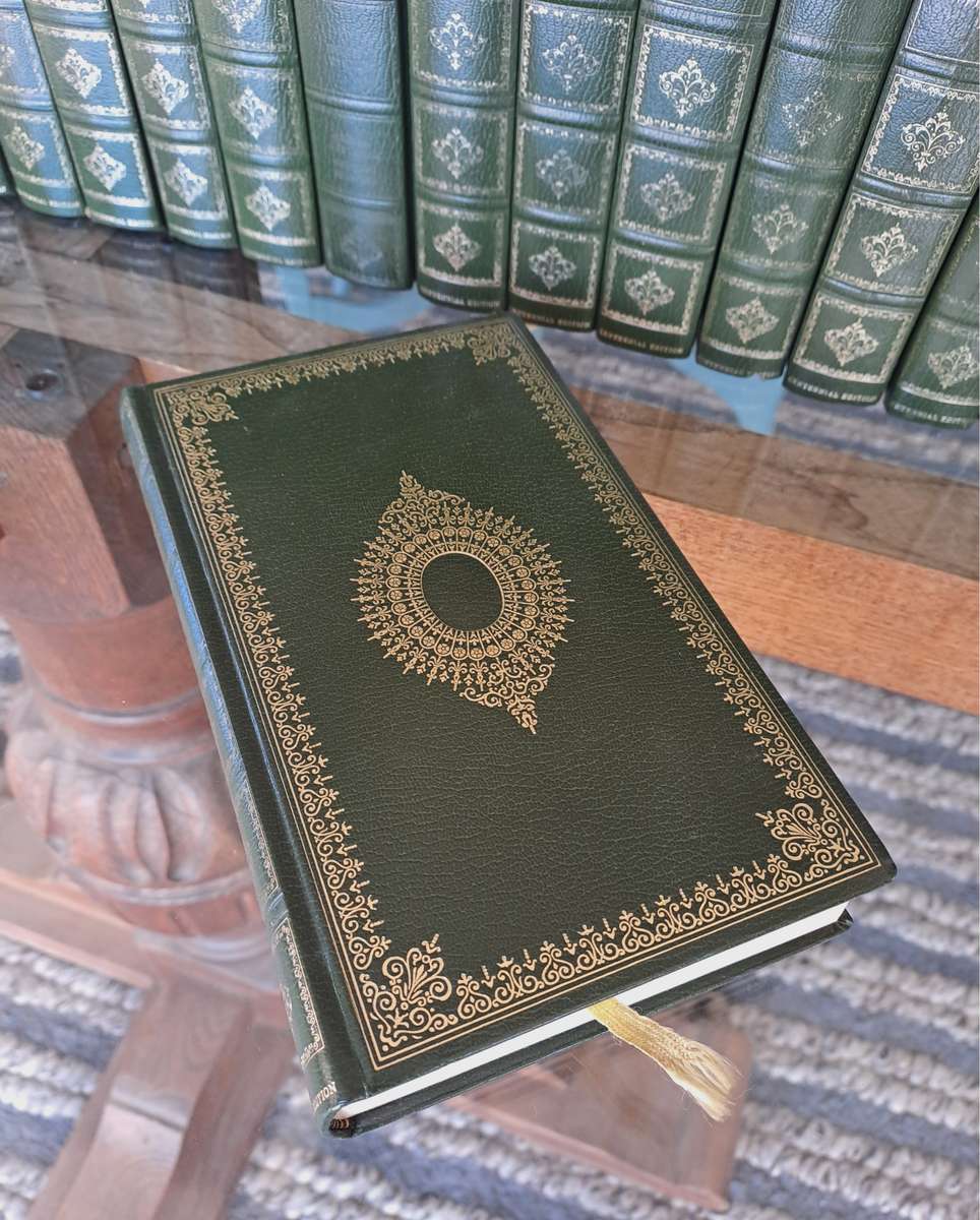 Complete 34 Book Works of Charles Dickens