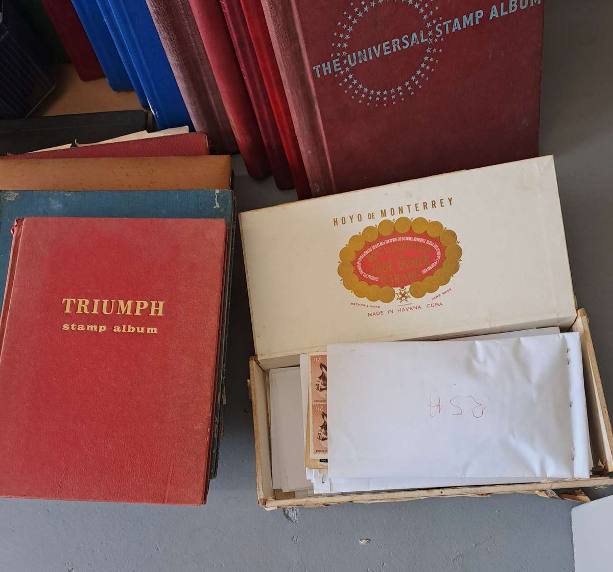 MASSIVE LIFETIME STAMP COLLECTION *10000+ WORLD STAMPS* *25 ALBUMS*