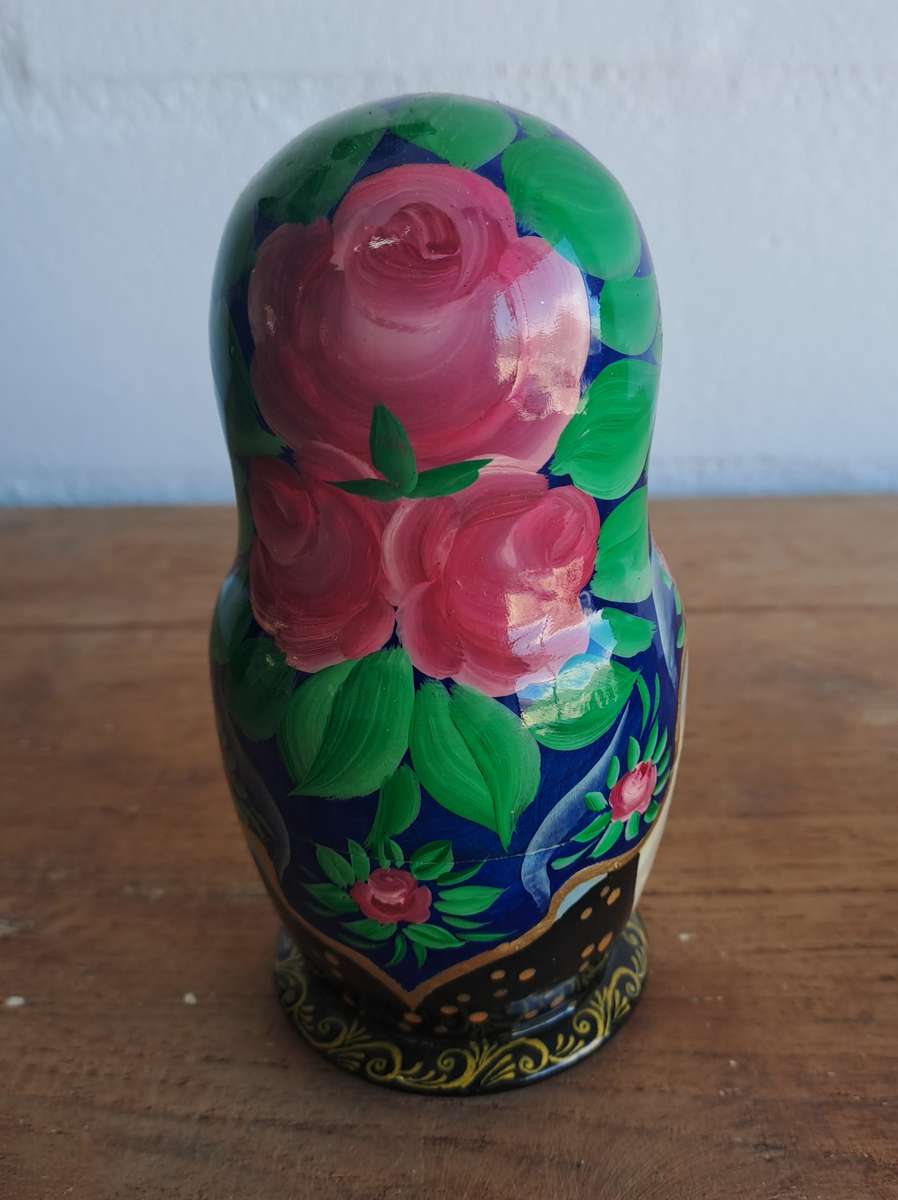Matryoshka Russian Village Winter Signed Hand-Painted Nesting Doll 5-Piece