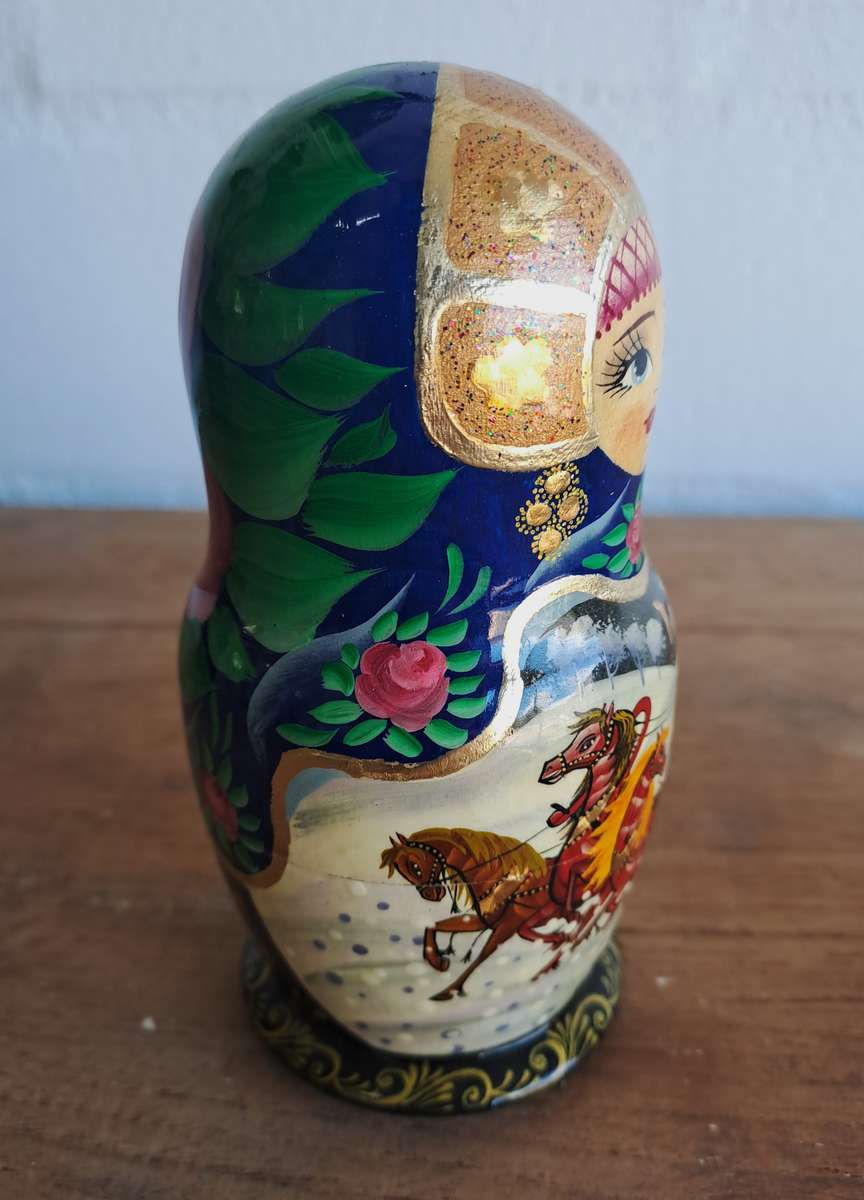 Matryoshka Russian Village Winter Signed Hand-Painted Nesting Doll 5-Piece