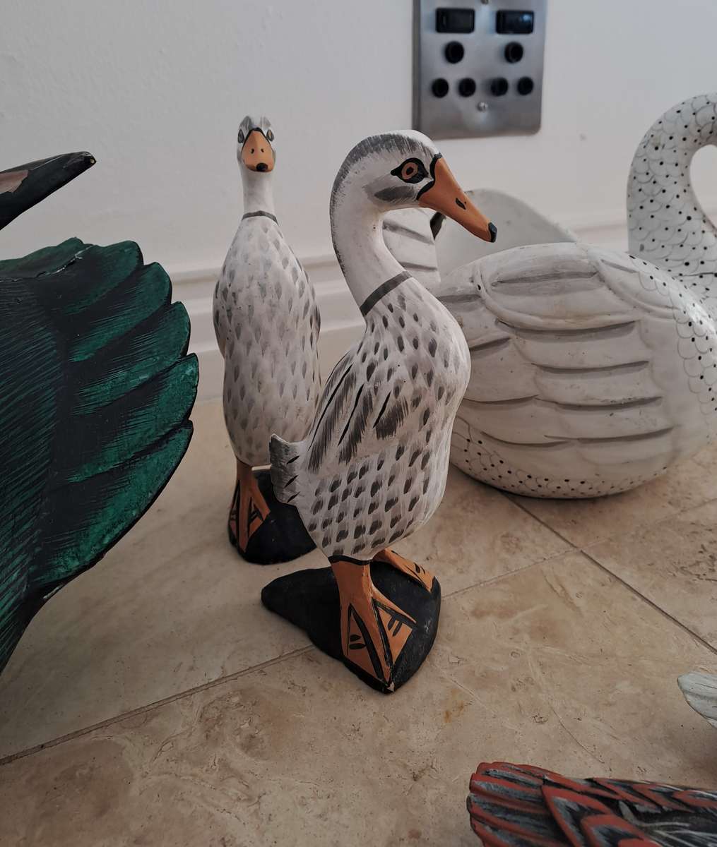 COLLECTION OF CARVED - HAND PAINTED WOODEN DUCKS! *BEAUTIFUL COLLECTION*