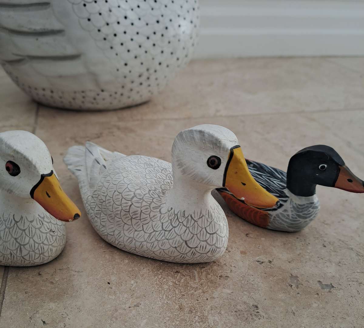 COLLECTION OF CARVED - HAND PAINTED WOODEN DUCKS! *BEAUTIFUL COLLECTION*
