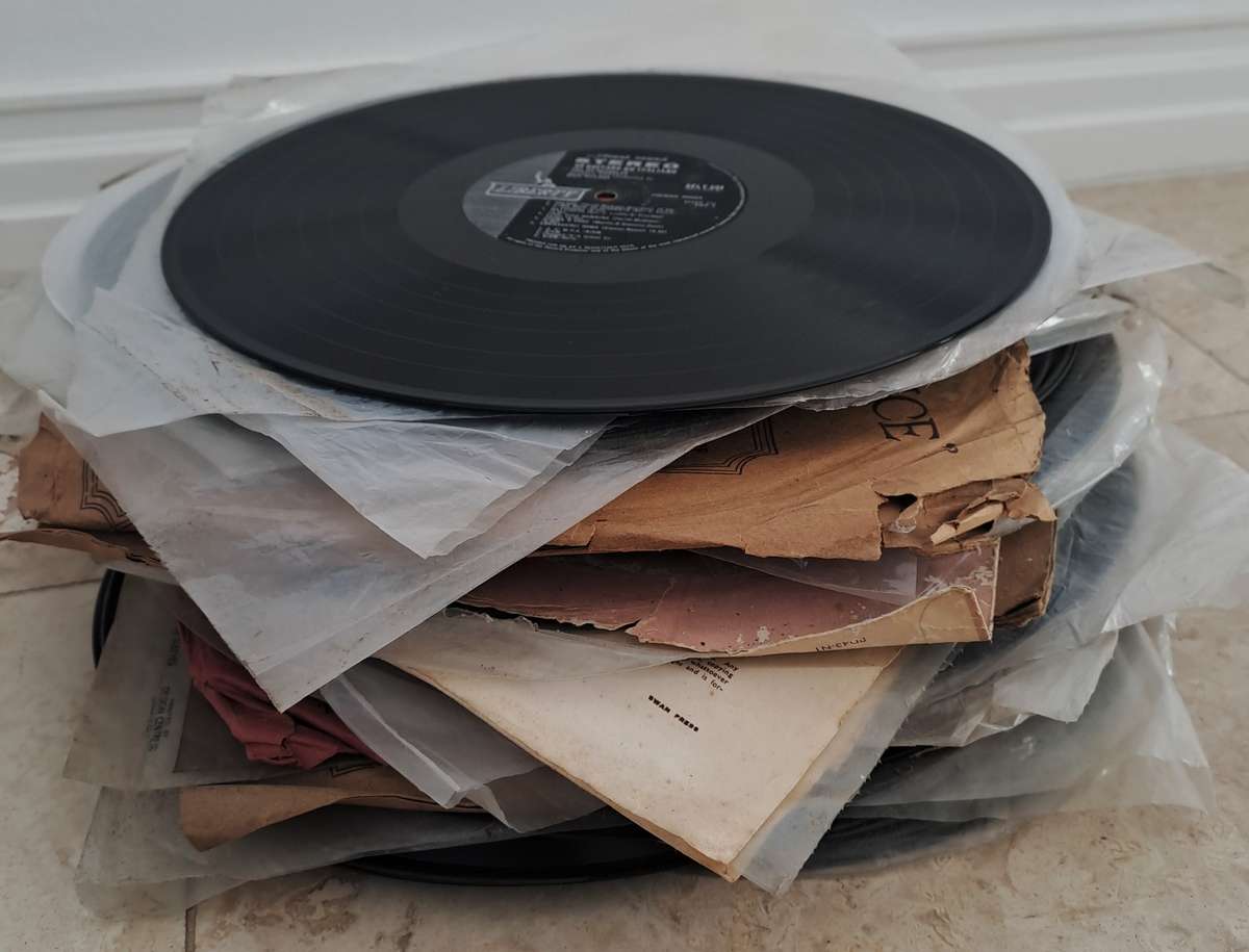 COLLECTION OF LOOSE LP's! -30 RECORDS*