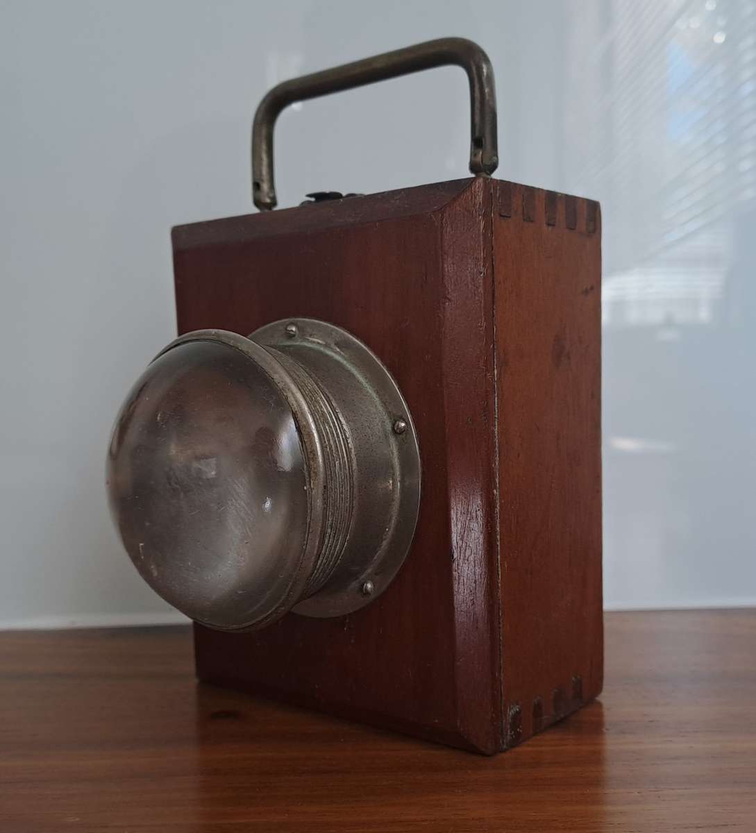 WW1 WOODEN BOX TORCH *VALUE R4500*