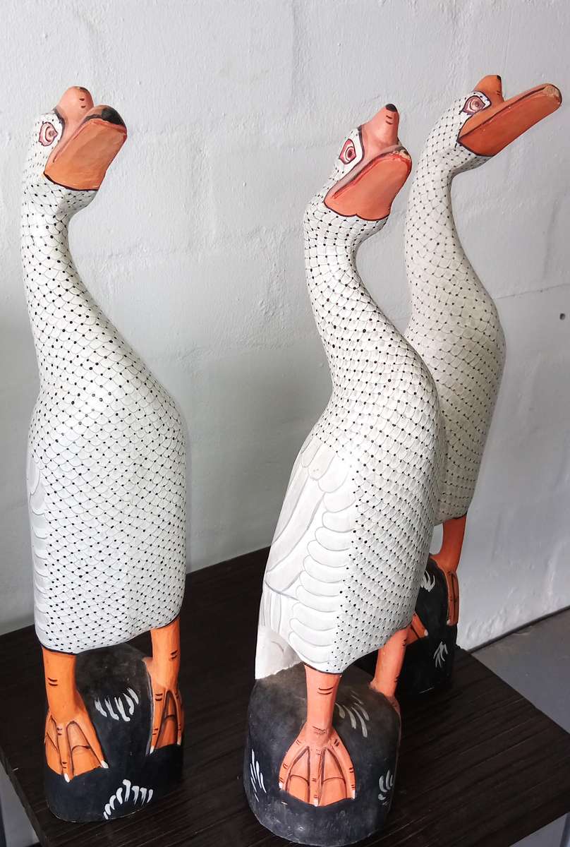 3 X LARGE HAND-CARVED AND PAINTED ITALIAN WOODEN DUCKS! *SELLS FOR $100 EACH OVERSEAS*