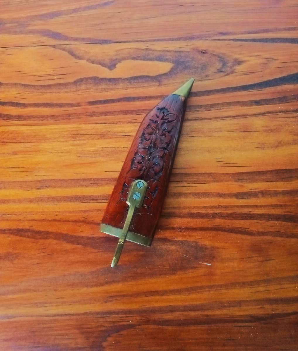 VINTAGE INDIAN BRASS FITTED IRON DAGGER KNIFE WITH SHEATH LOCK MECHANISM*HIGHLY COLLECTABLE*