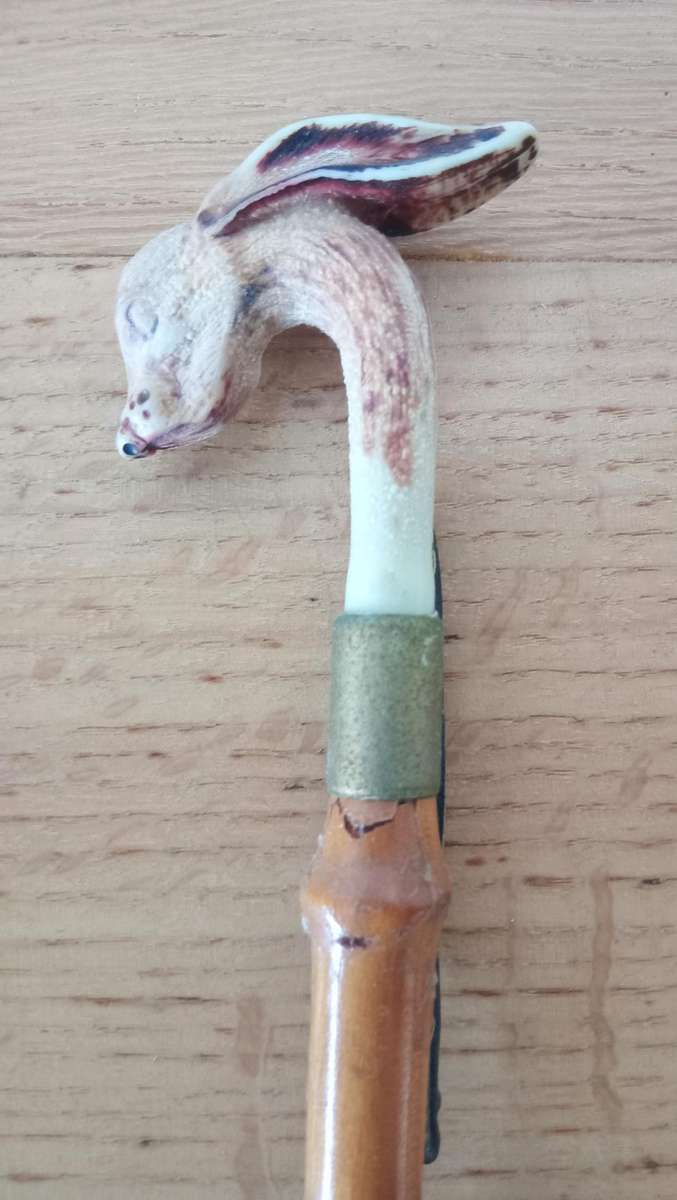 LOVELY VINTAGE BAMBOO CANE SHOE HORNS AND BACK SCRATCHERS