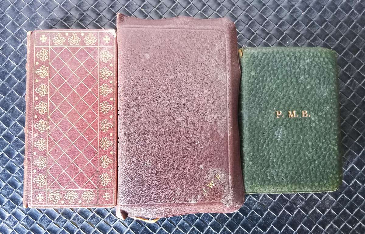 LOVELY VINTAGE SET OF 3 *COMMON PRAYER, HYMNS A&M BOOKS CIRCA 1928