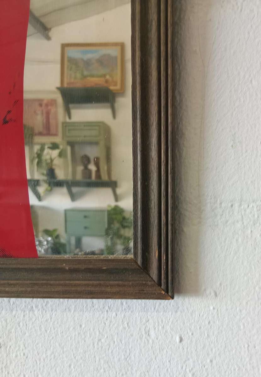 LOVELY FRAMED ELVIS PRESLEY MIRROR