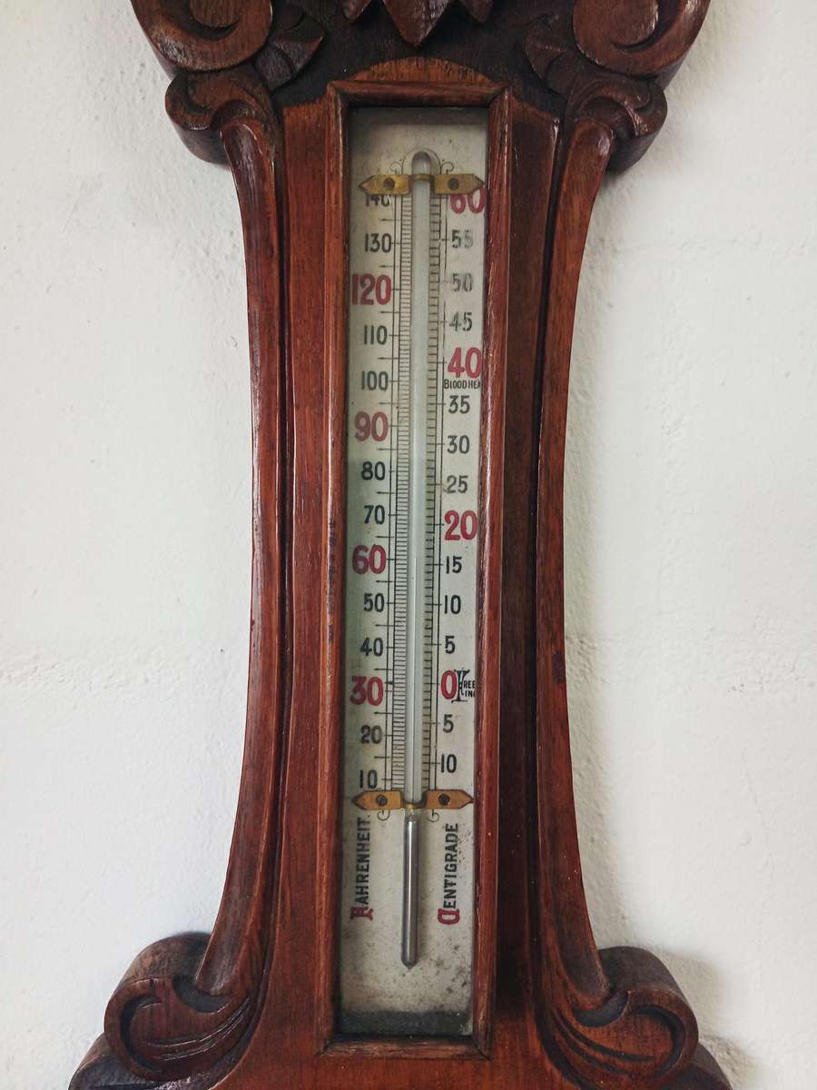 VINTAGE OAK CARVED ANEROID BAROMETER