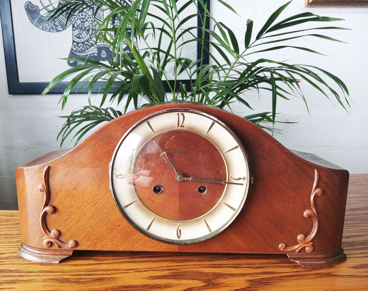 GORGEOUS PERFUT MANTEL CLOCK *MADE IN GERMANY*