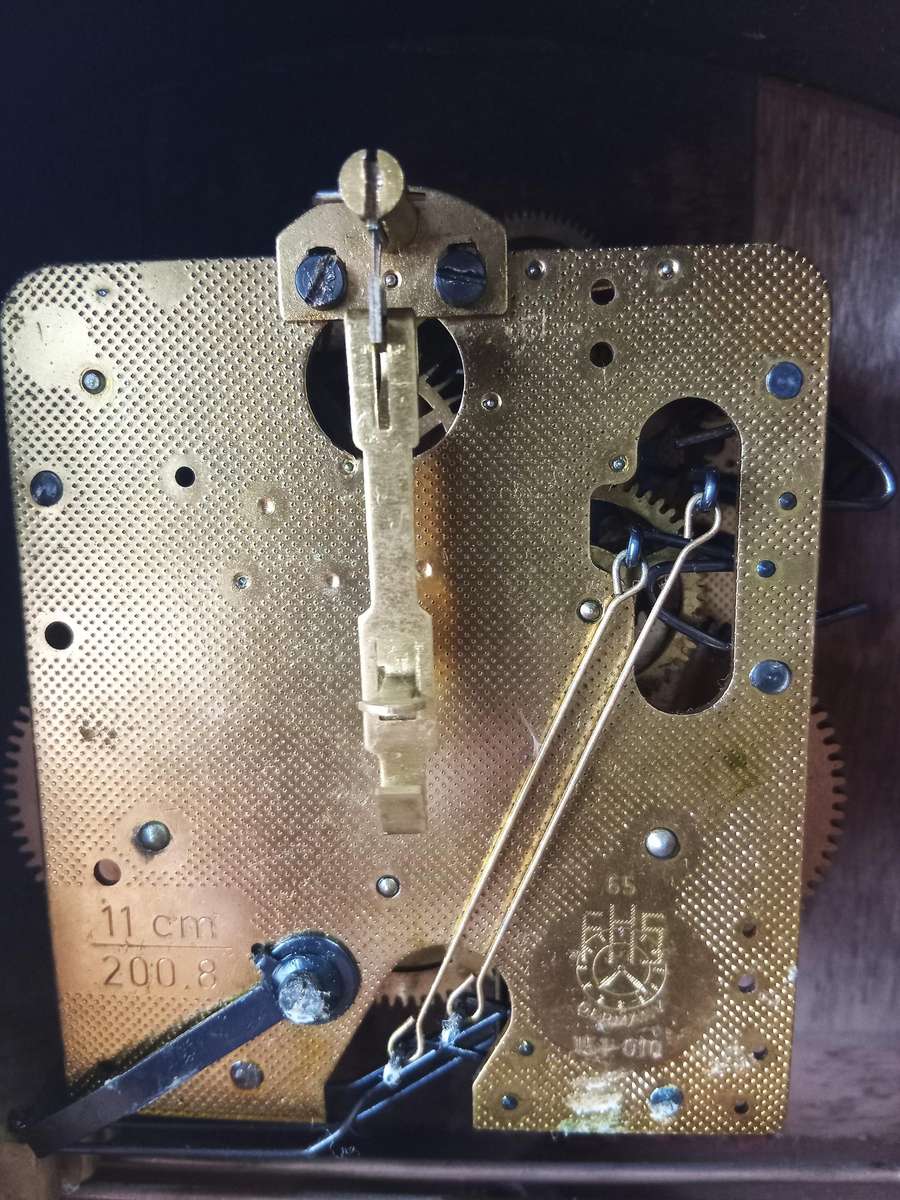 GORGEOUS PERFUT MANTEL CLOCK *MADE IN GERMANY*