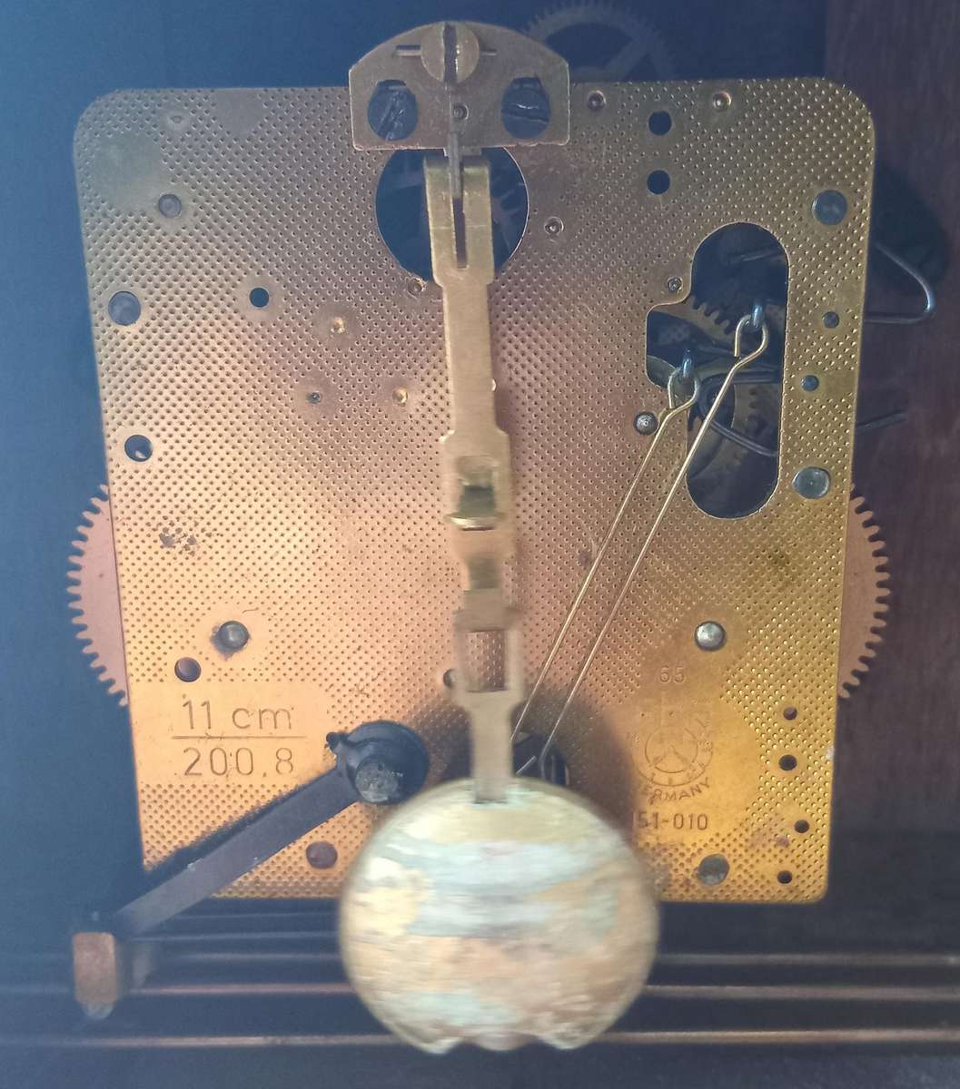 GORGEOUS PERFUT MANTEL CLOCK *MADE IN GERMANY*