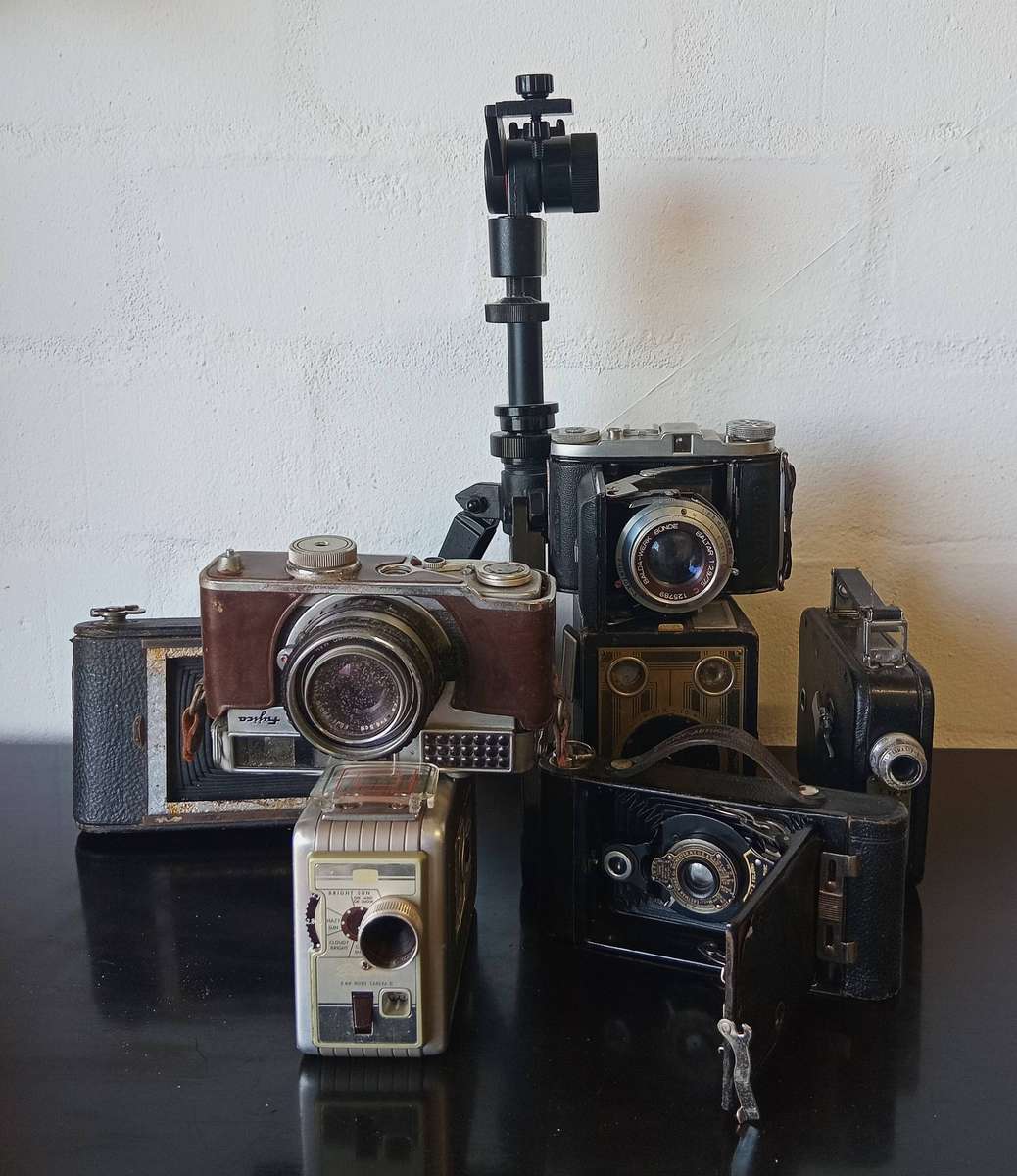 VINTAGE CAMERAMENS COLLECTION *HIGHLY COLLECTABLE*