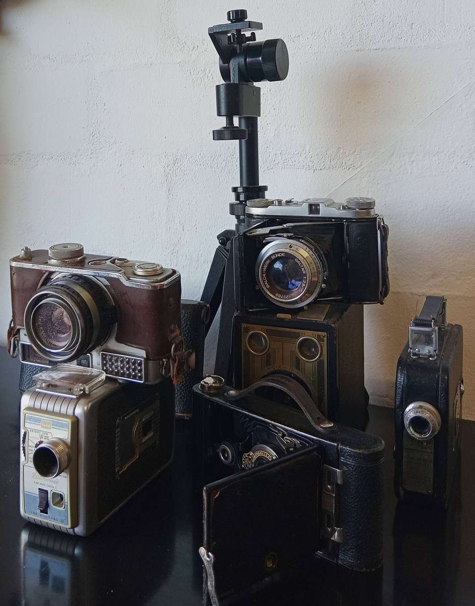 VINTAGE CAMERAMENS COLLECTION *HIGHLY COLLECTABLE*