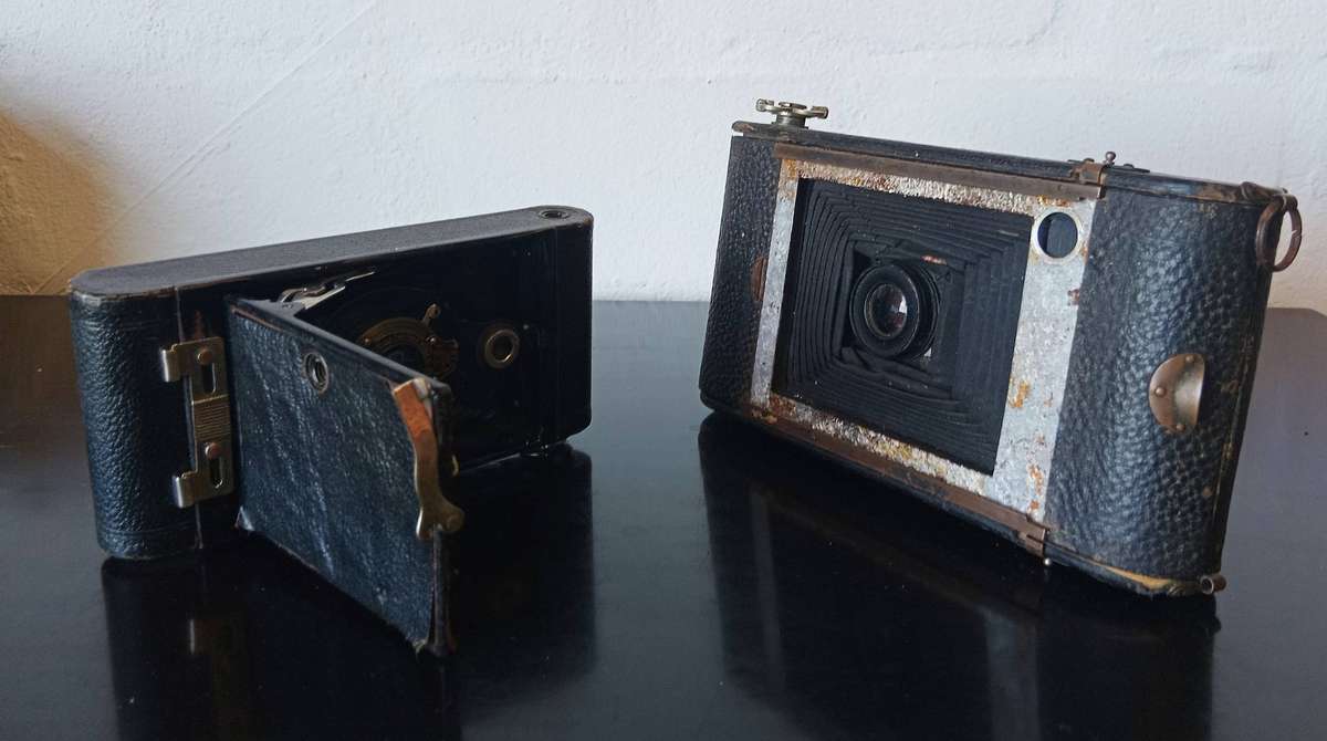 VINTAGE CAMERAMENS COLLECTION *HIGHLY COLLECTABLE*