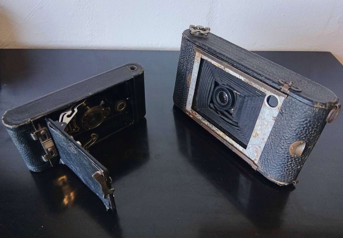 VINTAGE CAMERAMENS COLLECTION *HIGHLY COLLECTABLE*