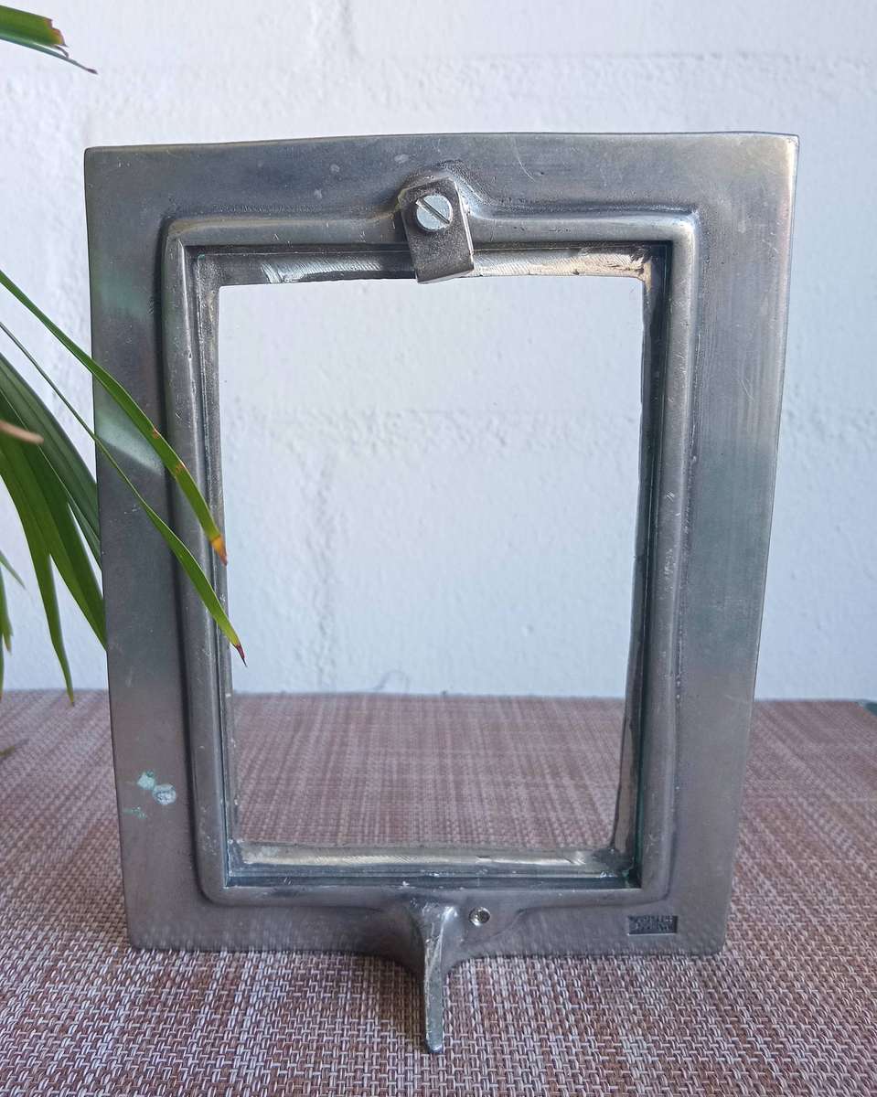 EARLY 2000'S ORIGINAL CARROL BOYES  PEWTER PICTURE FRAME