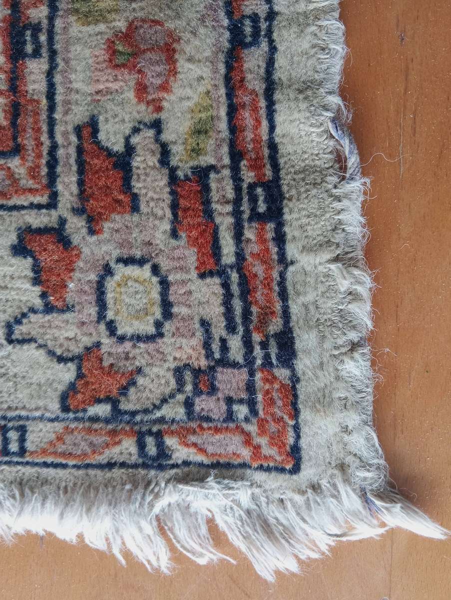 LOVELY TIGHT WOVEN HAND KNOTTED PERSIAN RUG