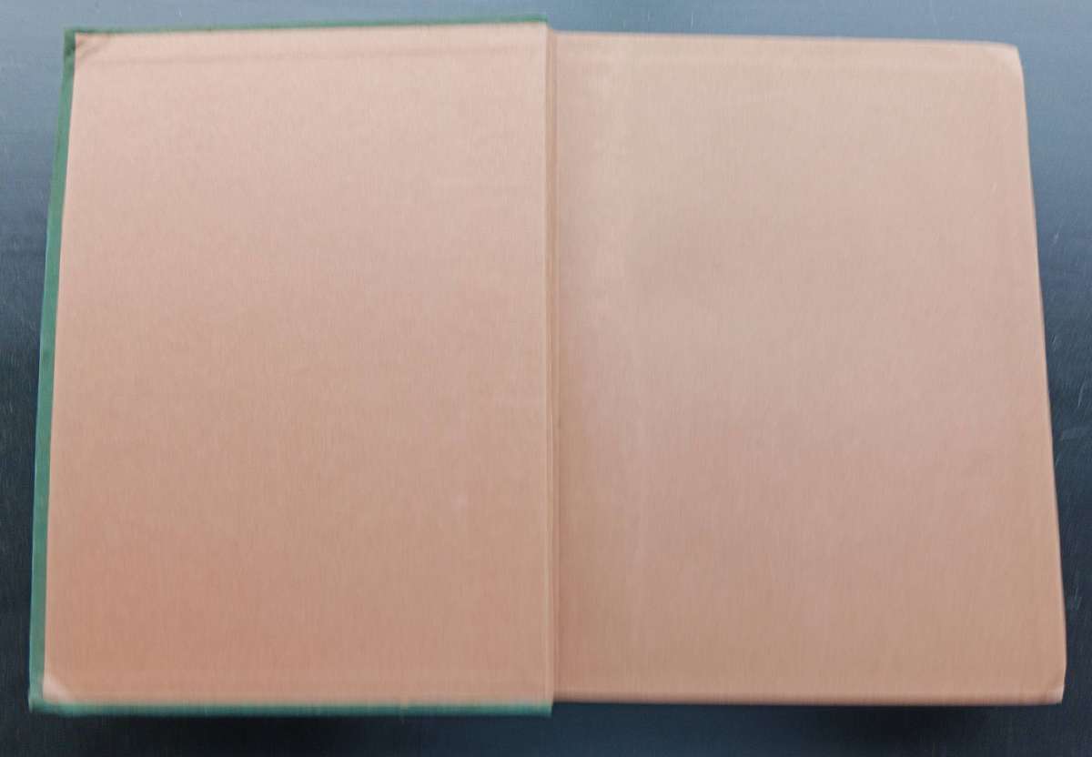 9 Books "International University Society's Course"