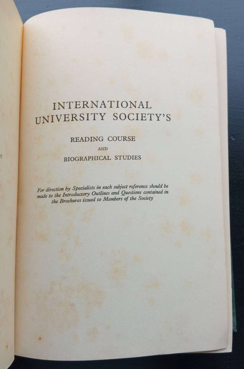 9 Books "International University Society's Course"