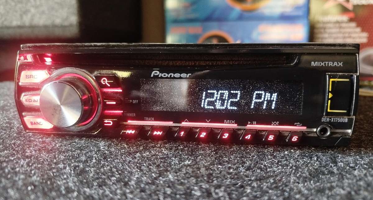 Pioneer Single Din Car Media Player with USB/AUX (DEH-X1750UB) - CD Not Working