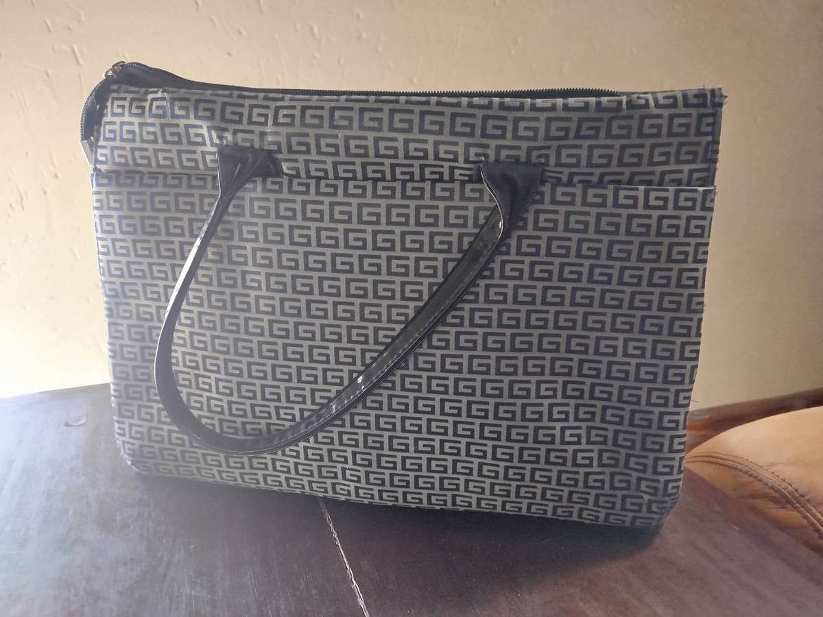 Laptop/Notebook Bag - Black/Grey