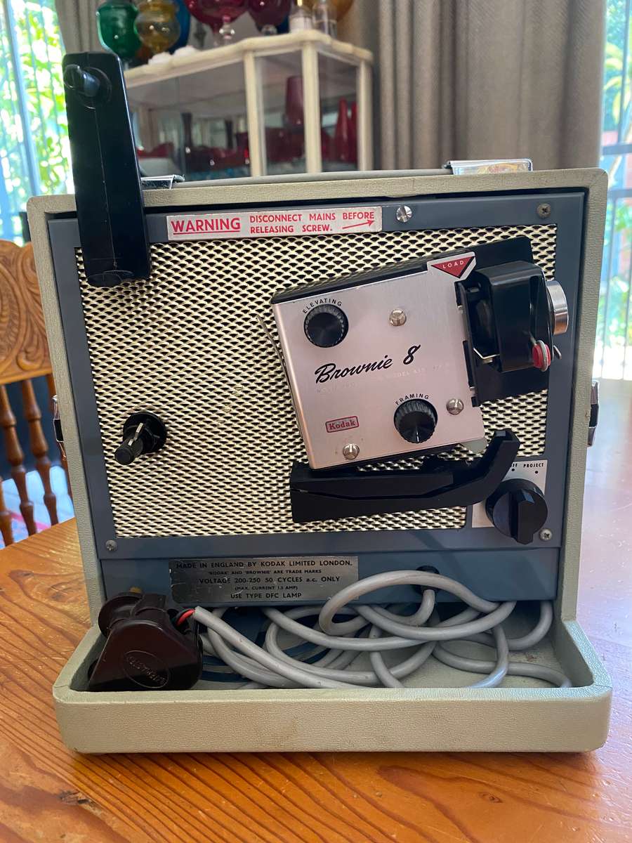 VINTAGE KODAK MOVIE PROJECTOR