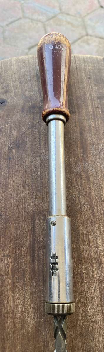 VINTAGE SCREW DRIVER