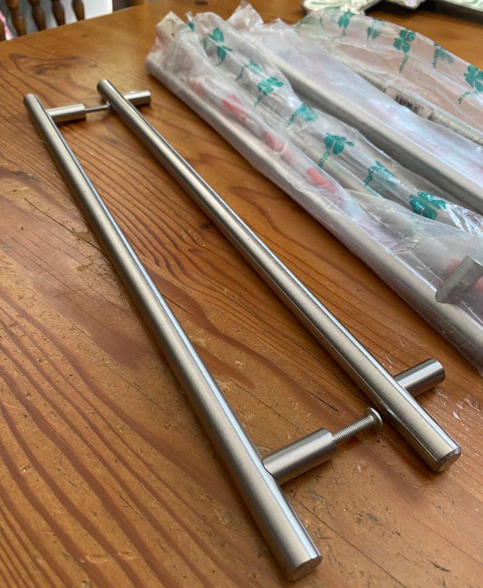 CUPBOARD DOOR HANDLES