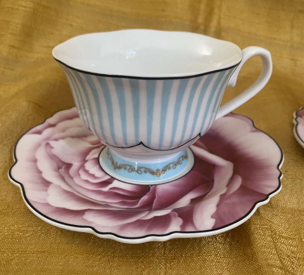 Jenna Clifford TEA CUPS