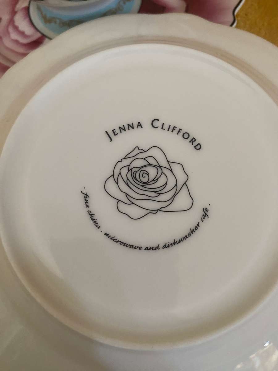 Jenna Clifford TEA CUPS